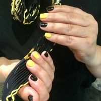 Nails (335)