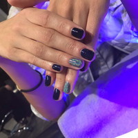 Nails (354)